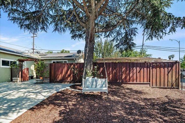 2130 Tampa Way, San Jose, CA 95122