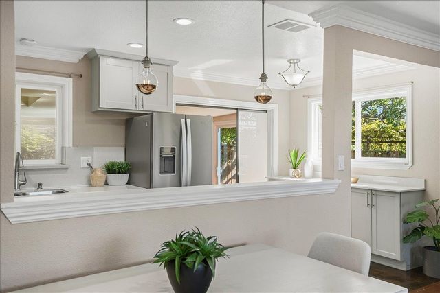 2130 Tampa Way, San Jose, CA 95122