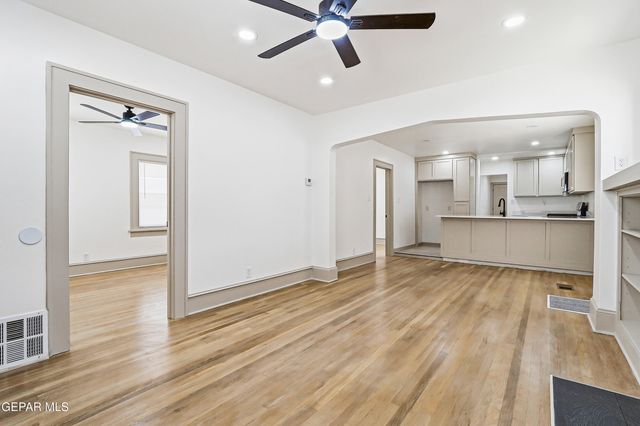 1605 N CAMPBELL Street, El Paso, TX 79902
