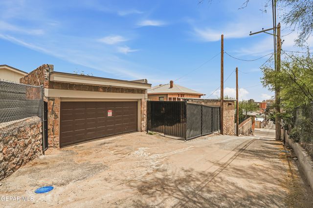 1605 N CAMPBELL Street, El Paso, TX 79902