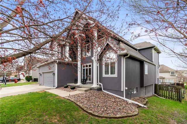 3008 S Granite Avenue, Blue Springs, MO 64015