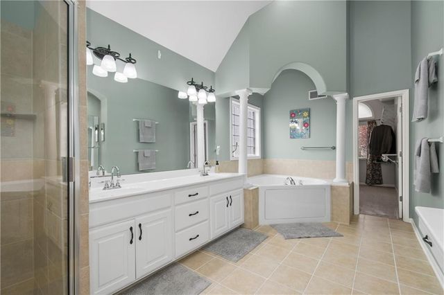 3008 S Granite Avenue, Blue Springs, MO 64015