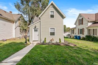 107 E Dewey, Bremen, IN 46506