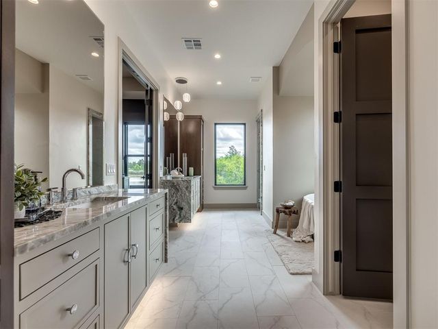 13112 Mackinac Island Drive, Oklahoma City, OK 73142
