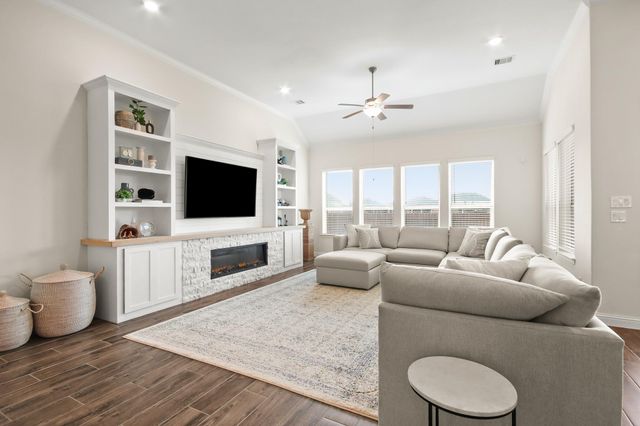 15415 Lancaster Falls Drive, Cypress, TX 77429