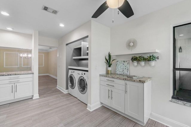 9240 Sabal Ridge Circle B, Boca Raton, FL 33434
