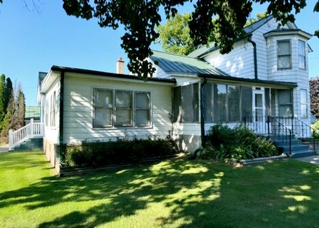 6513 Kruger Road, Three Oaks, MI 49128