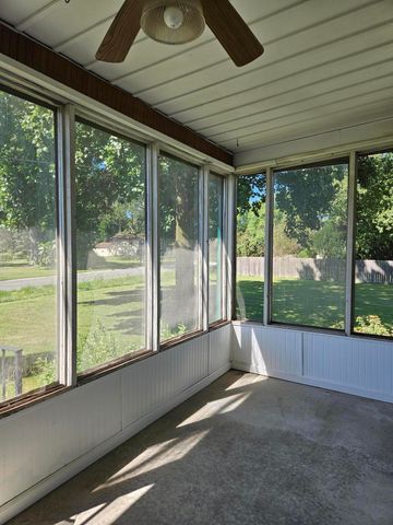 6513 Kruger Road, Three Oaks, MI 49128