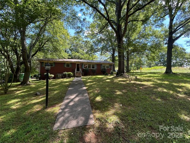 211 S Slack Street, Albemarle, NC 28001