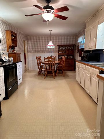 211 S Slack Street, Albemarle, NC 28001