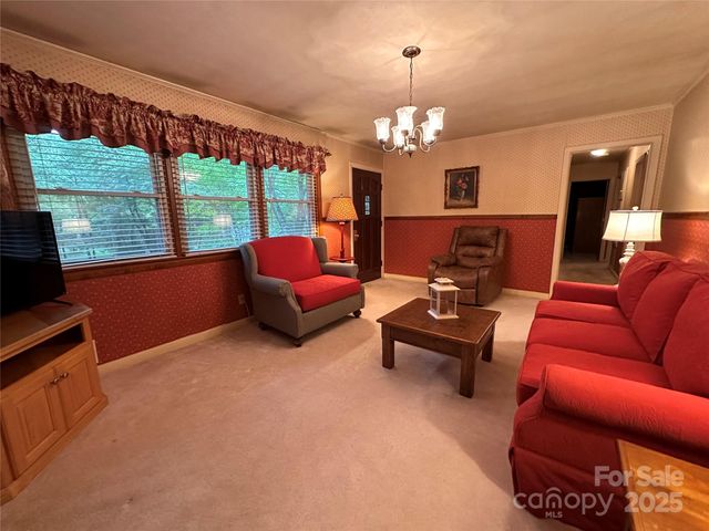 211 S Slack Street, Albemarle, NC 28001