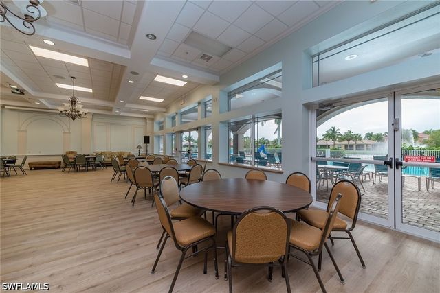 14487 Manchester DR, Naples, FL 34114