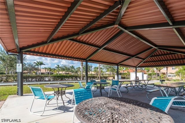 14487 Manchester DR, Naples, FL 34114