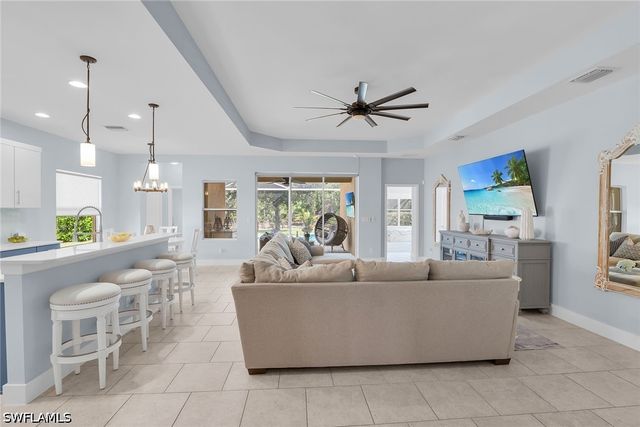 14487 Manchester DR, Naples, FL 34114