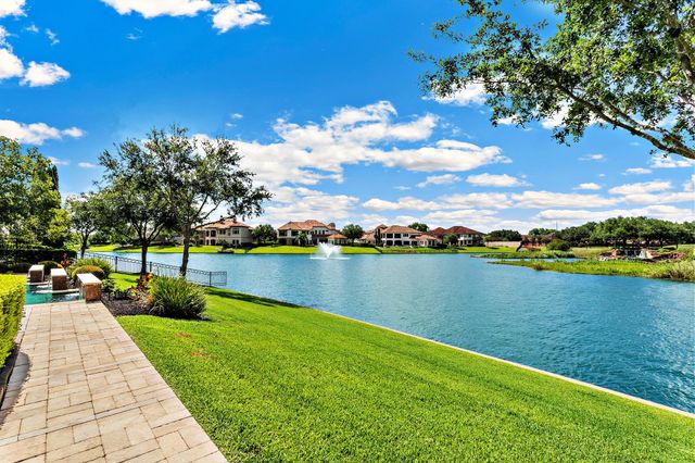 22 Sunset Park Lane, Sugar Land, TX 77479