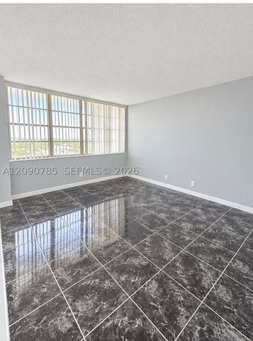 2025 NE 164th St 819, North Miami Beach, FL 33162