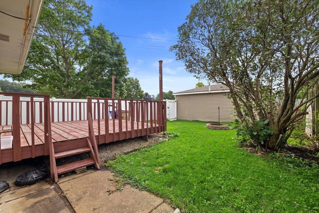 2306 17th AVENUE, Kenosha, WI 53140