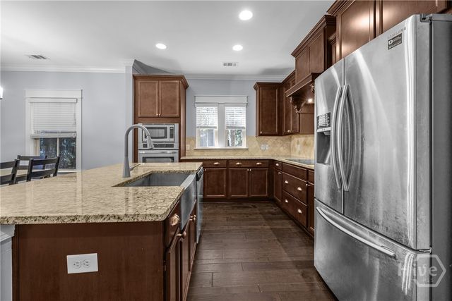 205 Ridgewood Park Drive N, Richmond Hill, GA 31324