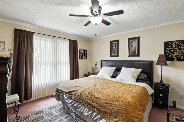 1 Ridgeport Drive, Covington, KY 41017