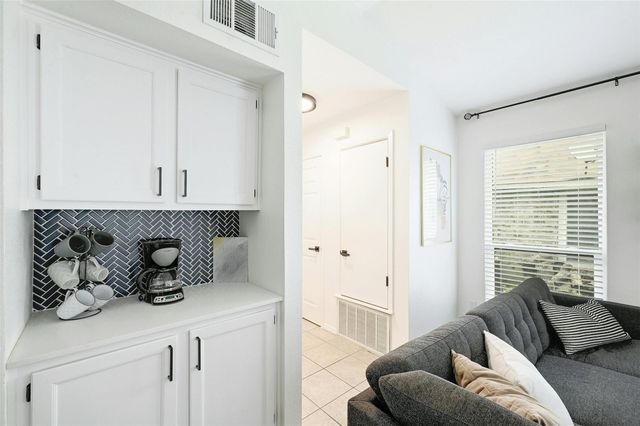 3605 Leafield DR A, Austin, TX 78749