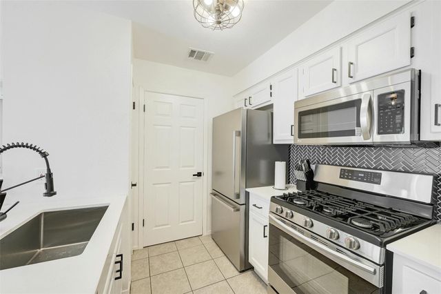 3605 Leafield DR A, Austin, TX 78749