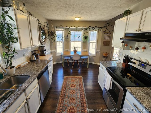 1505 Laurel Oak Drive, Fayetteville, NC 28314