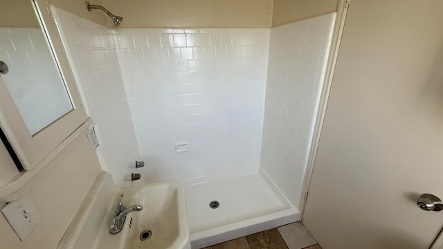 1507 W Houston Avenue, Visalia, CA 93291