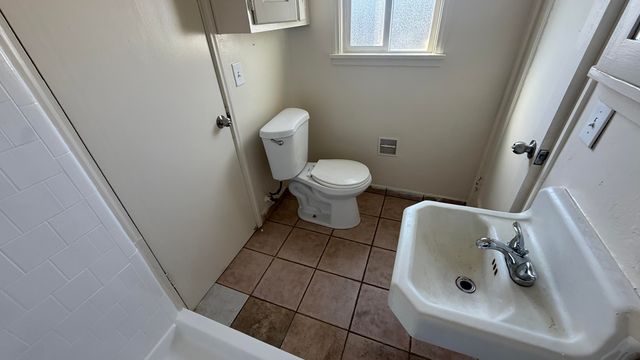 1507 W Houston Avenue, Visalia, CA 93291