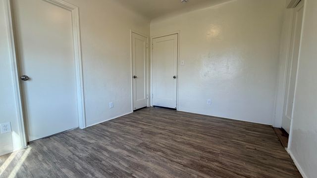 1507 W Houston Avenue, Visalia, CA 93291