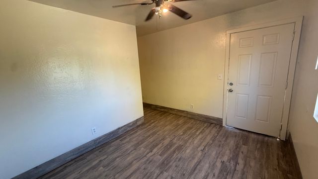 1507 W Houston Avenue, Visalia, CA 93291