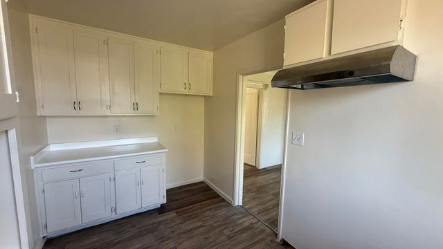 1507 W Houston Avenue, Visalia, CA 93291