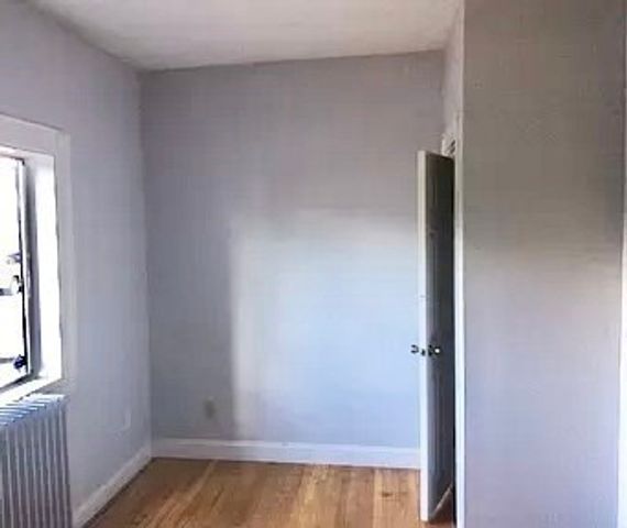 74 Newhall St 3, Lynn, MA 01902