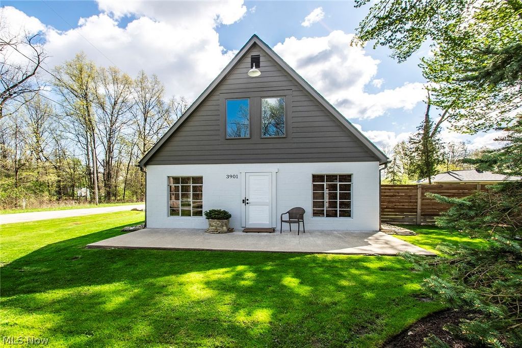 3901 Dale Avenue, Lorain, OH 44055