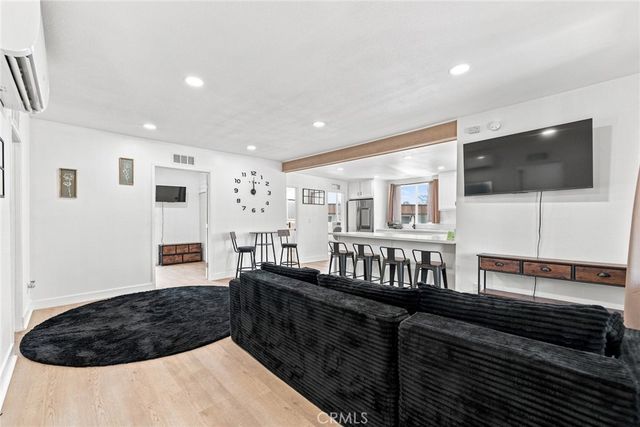 434 Highland, Riverside, CA 92507