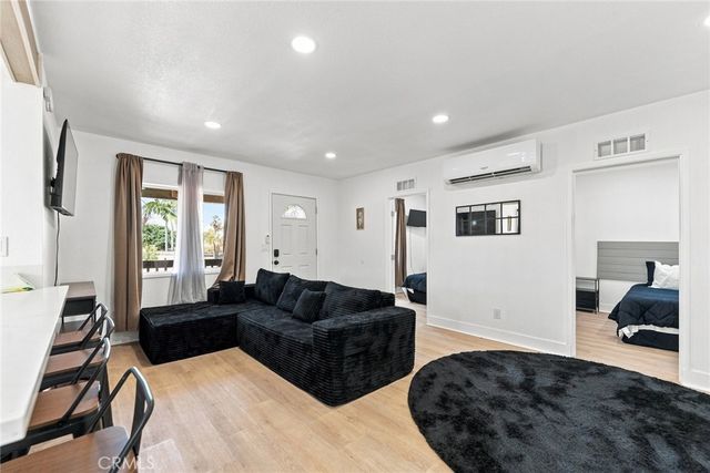 434 Highland, Riverside, CA 92507