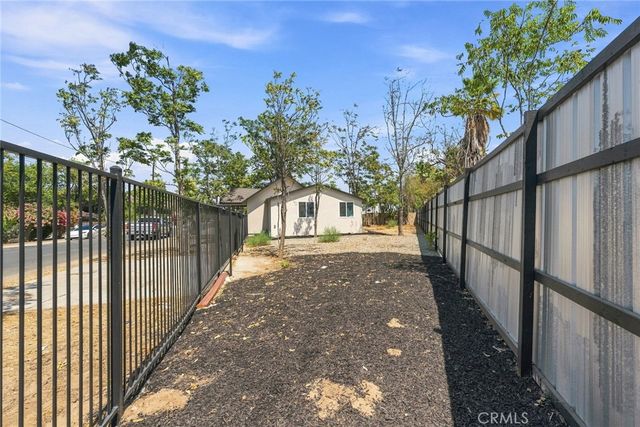 434 Highland, Riverside, CA 92507