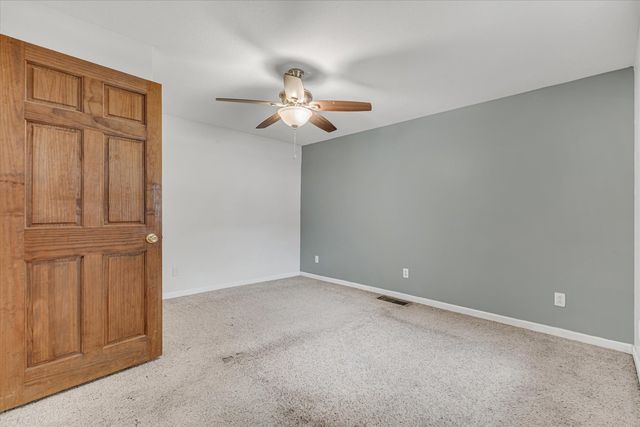 303 8th Street, De Witt, IA 52742