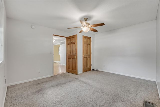 303 8th Street, De Witt, IA 52742