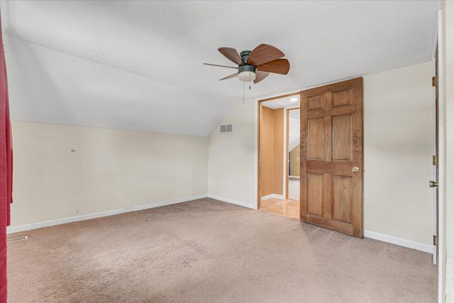303 8th Street, De Witt, IA 52742