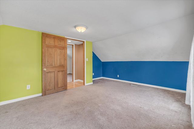 303 8th Street, De Witt, IA 52742