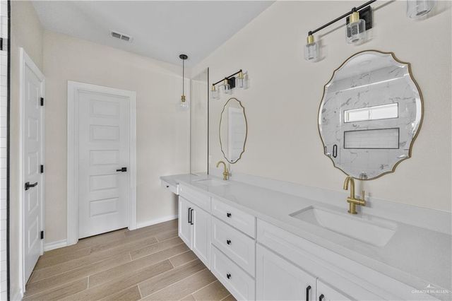 2606 Sunrise Lane, Weslaco, TX 78596