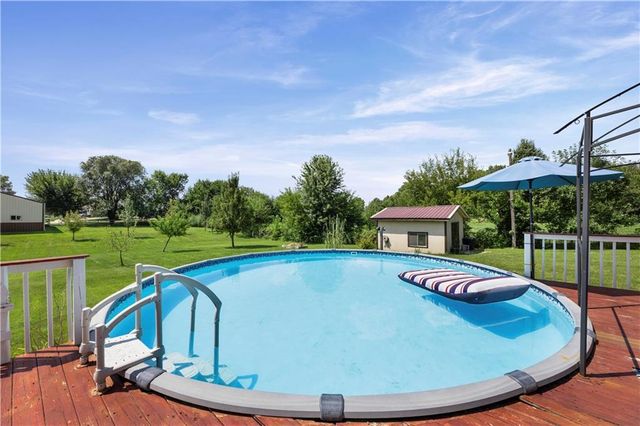 306 E 8th Street, Wellsville, KS 66092