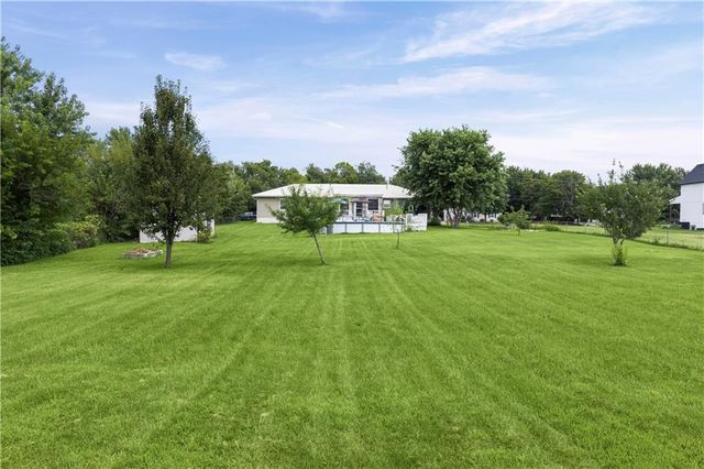 306 E 8th Street, Wellsville, KS 66092