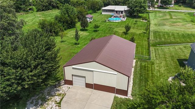 306 E 8th Street, Wellsville, KS 66092