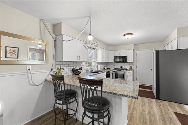 306 E 8th Street, Wellsville, KS 66092