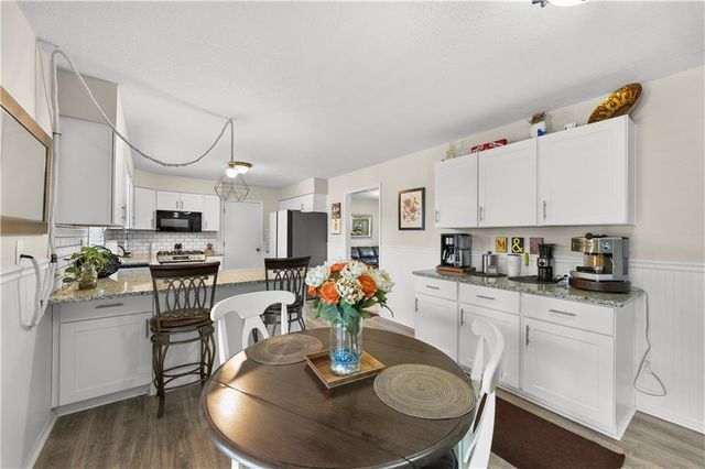 306 E 8th Street, Wellsville, KS 66092