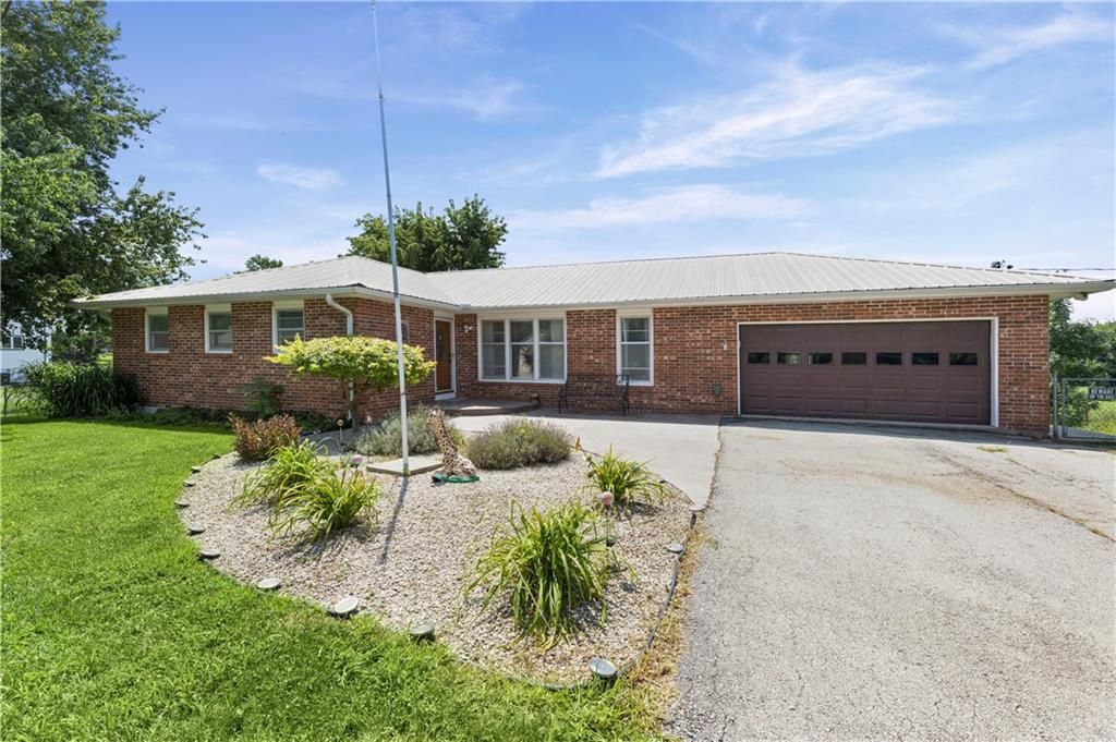 306 E 8th Street, Wellsville, KS 66092
