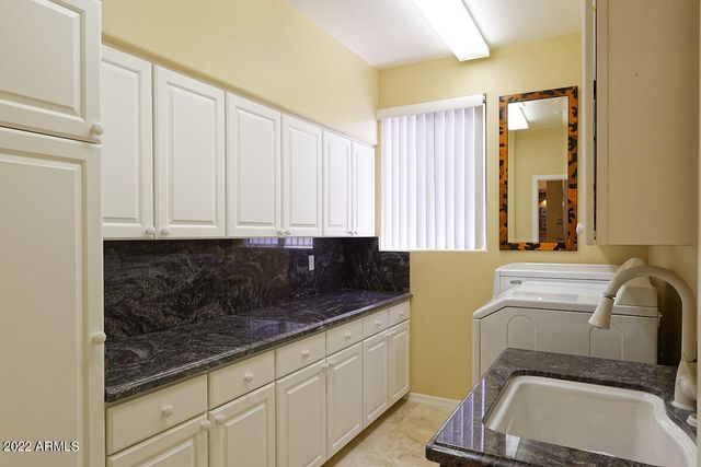 10220 E COCHISE Drive, Scottsdale, AZ 85258