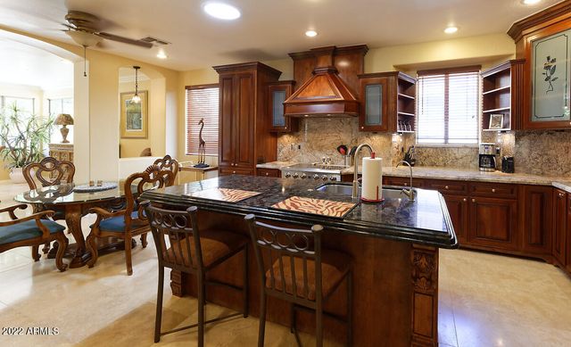 10220 E COCHISE Drive, Scottsdale, AZ 85258