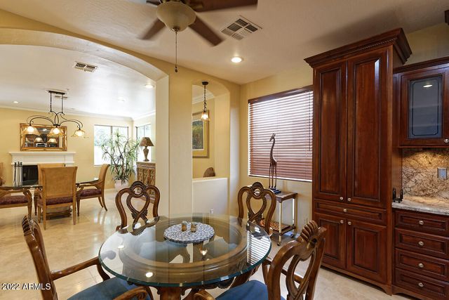 10220 E COCHISE Drive, Scottsdale, AZ 85258